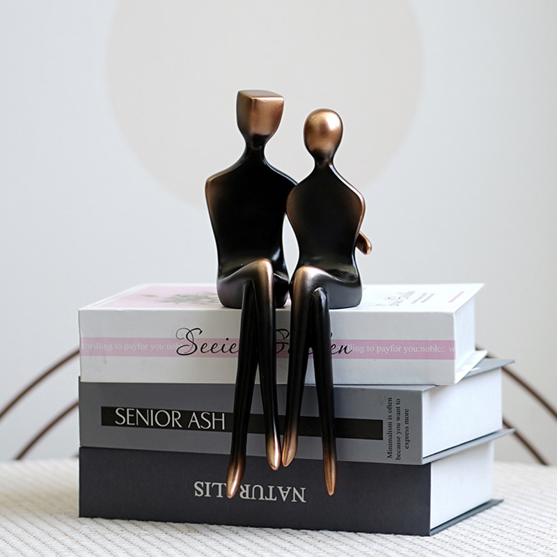 Couple Hugging Sculpture, Home - Resin Art Anniversary Gift incelemesi ve fiyatı